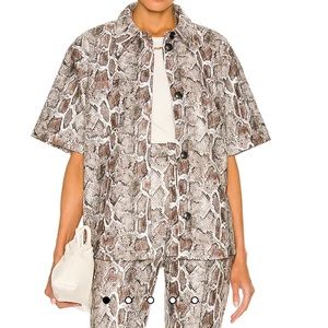 Rove Top in Gray Snake Song of Style